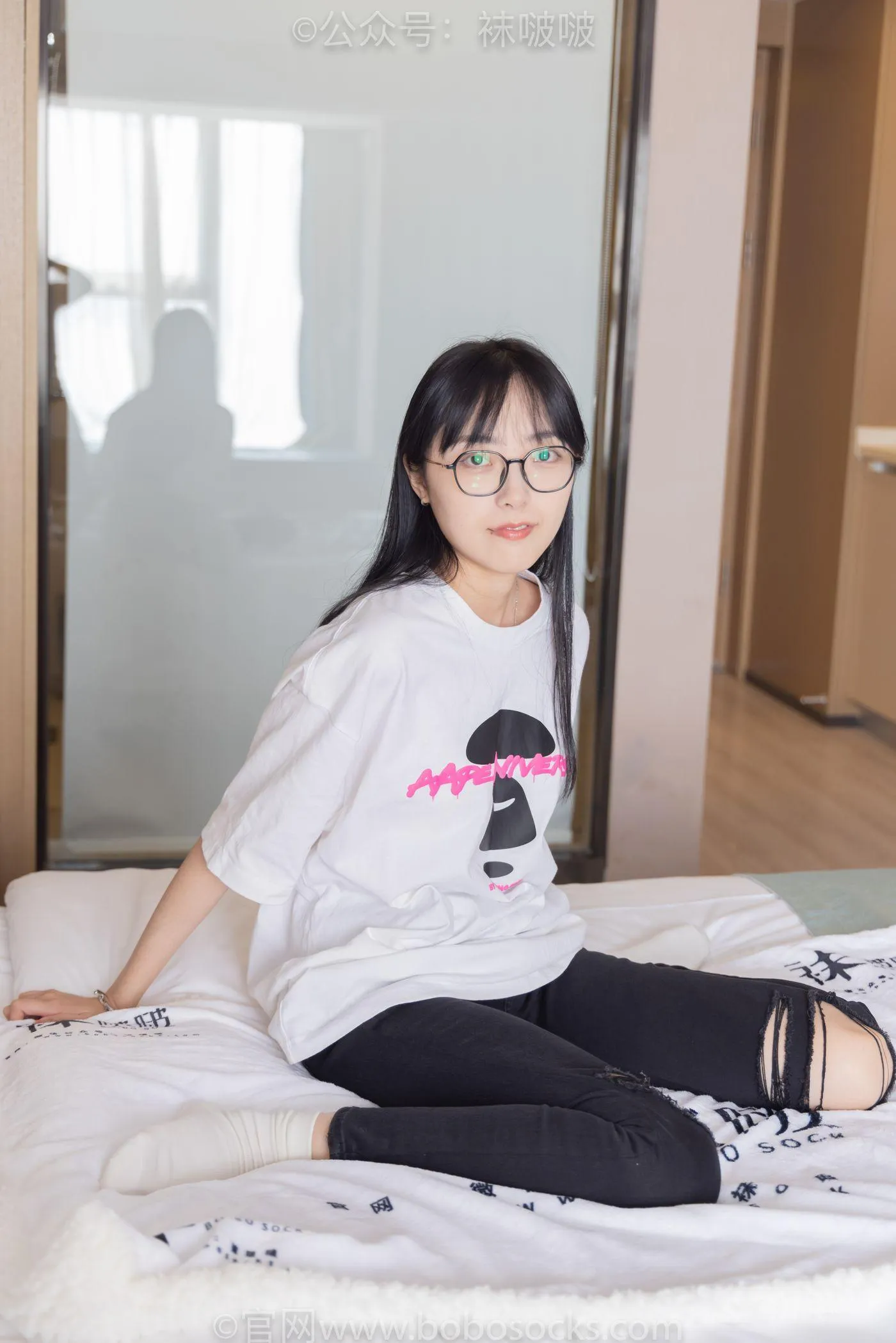 [BoBoSocks袜啵啵]NO.055 稚予-斯凯奇运动鞋、白棉袜、黑棉袜 [139P]插图9